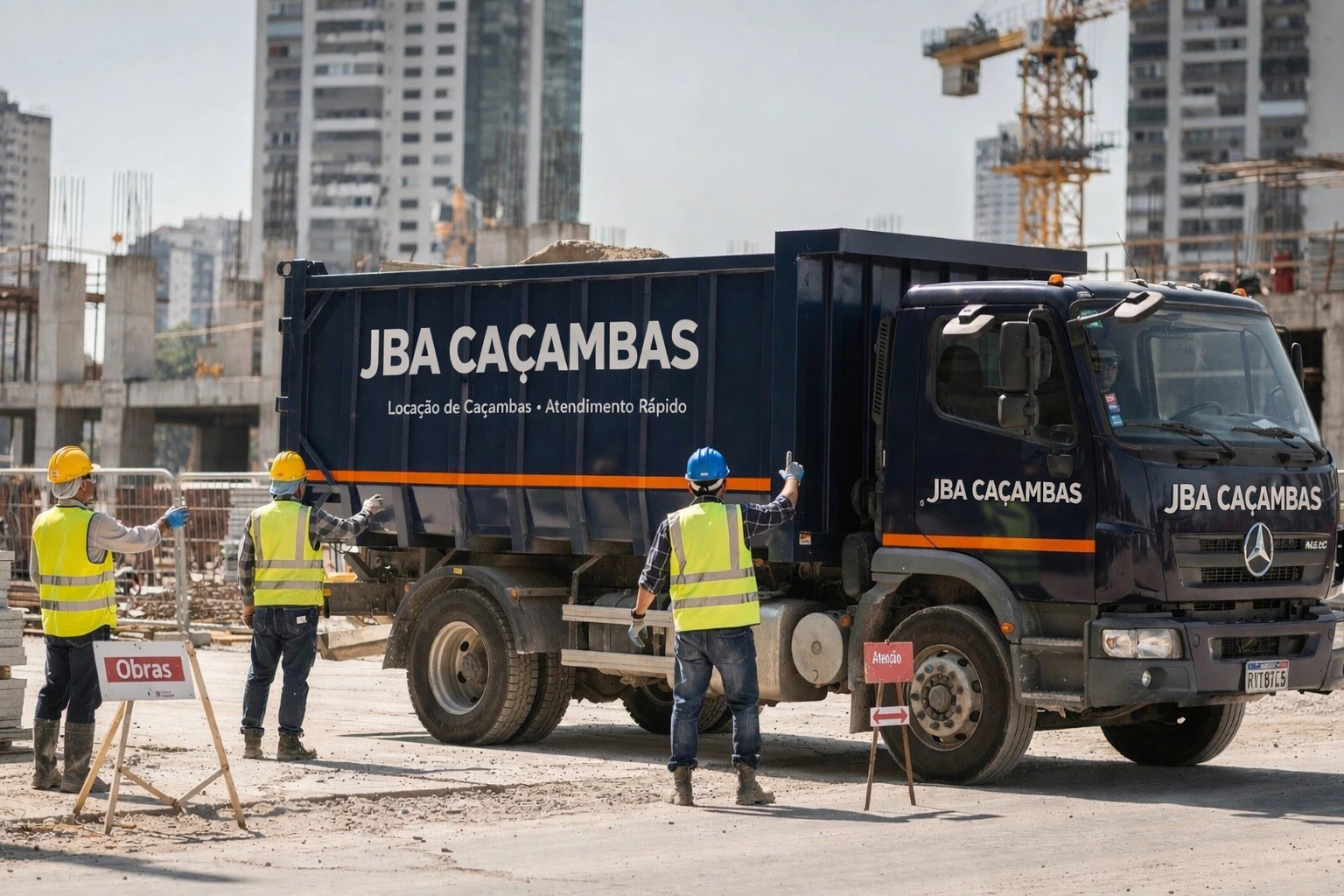 Caminhão com caçamba em obra - Locação de Caçambas com Atendimento Rápido